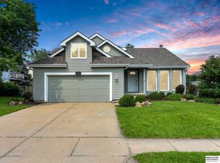 17054 Orchard Ave, Omaha, NE 68135