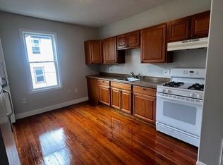 47 Saint Joseph St #2S, Fall River, MA 02723