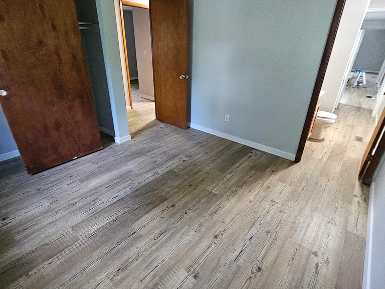 7670 Stancrest Dr — Photo 10