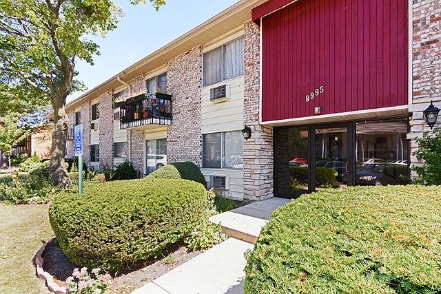 1st image of 8995 Kennedy Dr #104D
