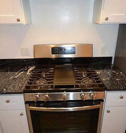 4th image of 640 Polk St APT 102