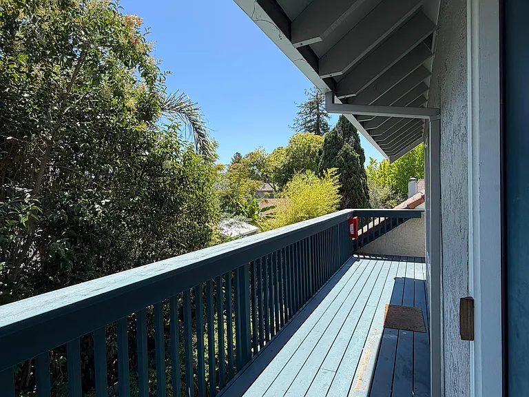713 Frederick St — Photo 15