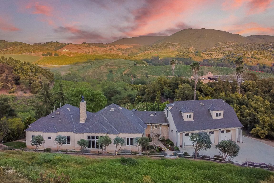 26525 Carancho Rd, Temecula, CA 92590 | MLS #SW26002108 | Zillow