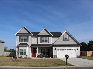 201 Wexford St, Raeford, NC 28376
