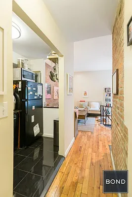 Rented by Bond New York | media 33