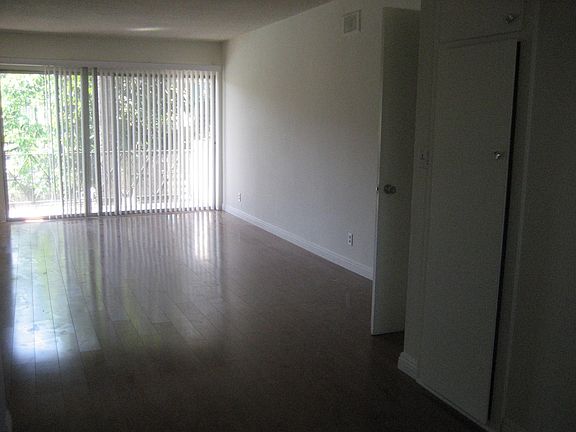 4th image of 2254 Mira Vista Ave APT 7