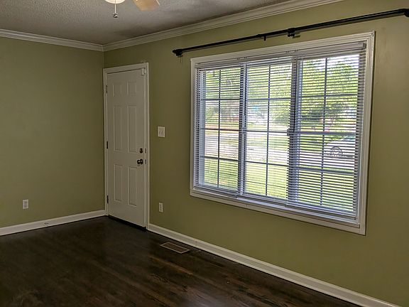 2nd image of 1713 Miller Dr