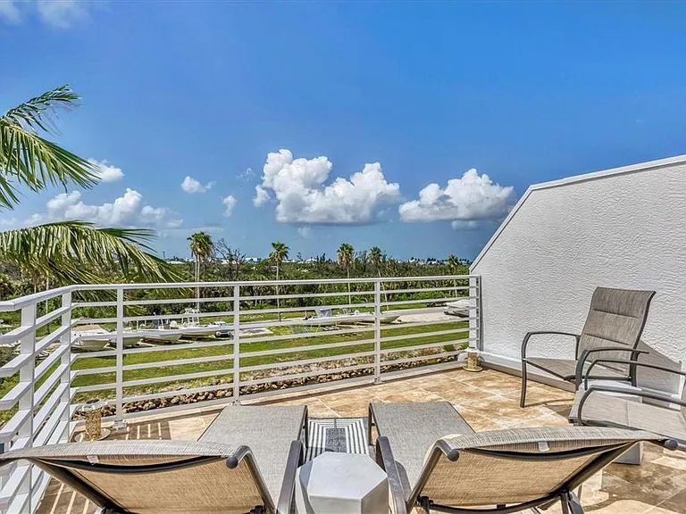 8234 Harborside Cir — Photo 22