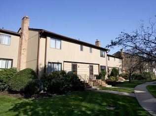 38 Park St APT 7C, Florham Park, NJ 07932