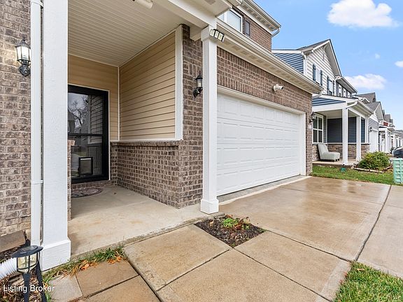 4th image of 12038 Wooden Trace Dr