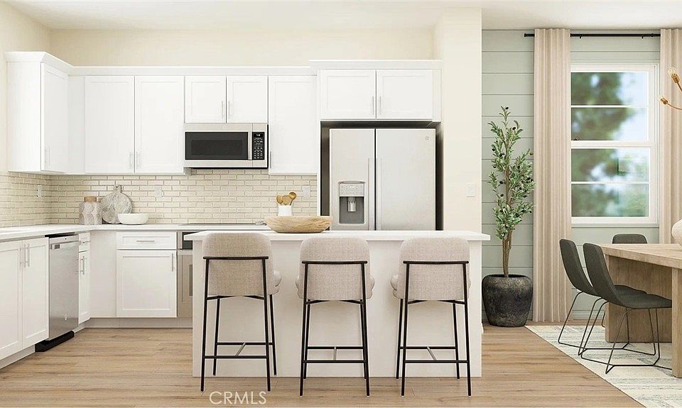 1st image of 2555 E Lincoln Paseo