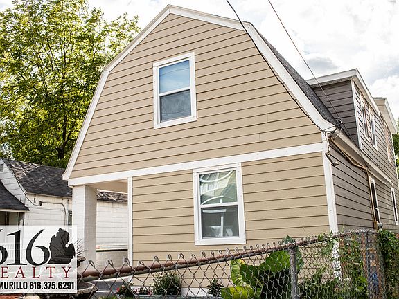 5th image of 1839 Stafford Ave SW