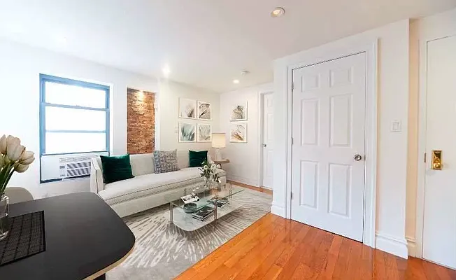 Rented by Platinum Properties | media 11