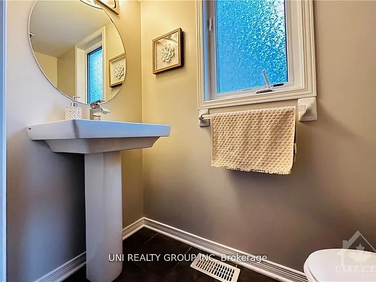 206 Vision St — Photo 6