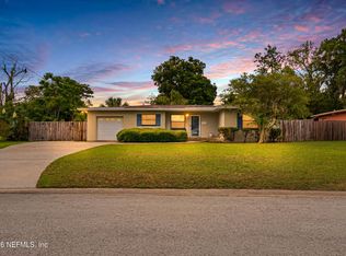6104 ROBBINS Circle S, Jacksonville, FL 32211