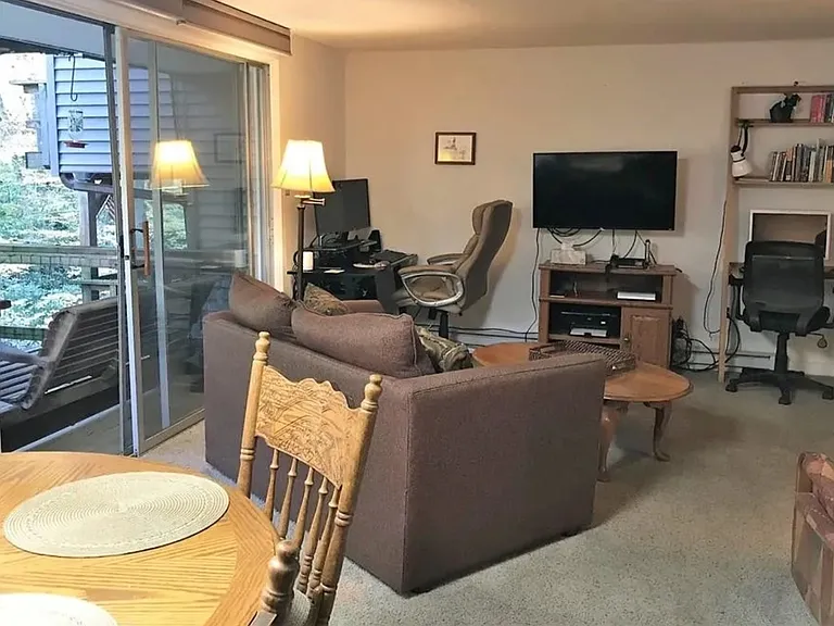 165 Briarcliff Rd #J-48 — Photo 2