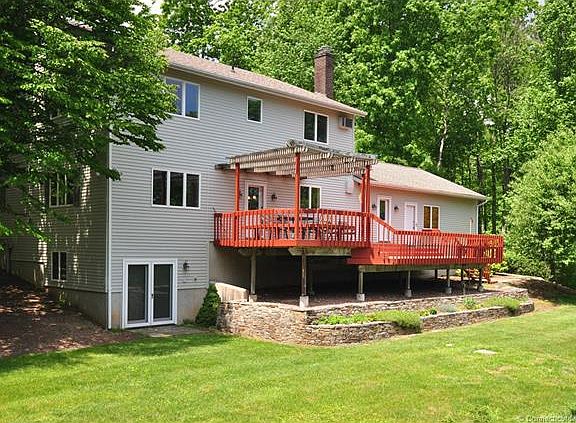 2nd image of 16 Morningside Dr