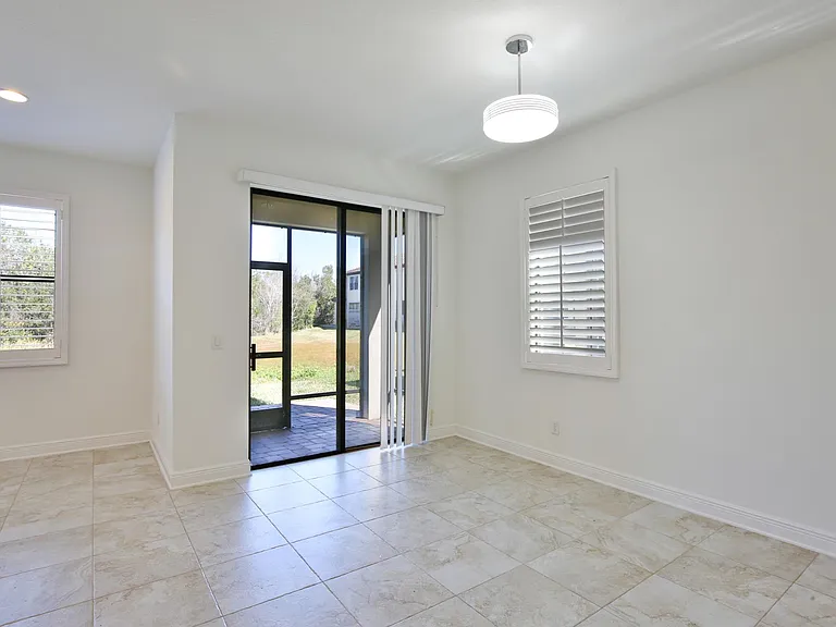 4972 Oarsman Ct — Photo 11