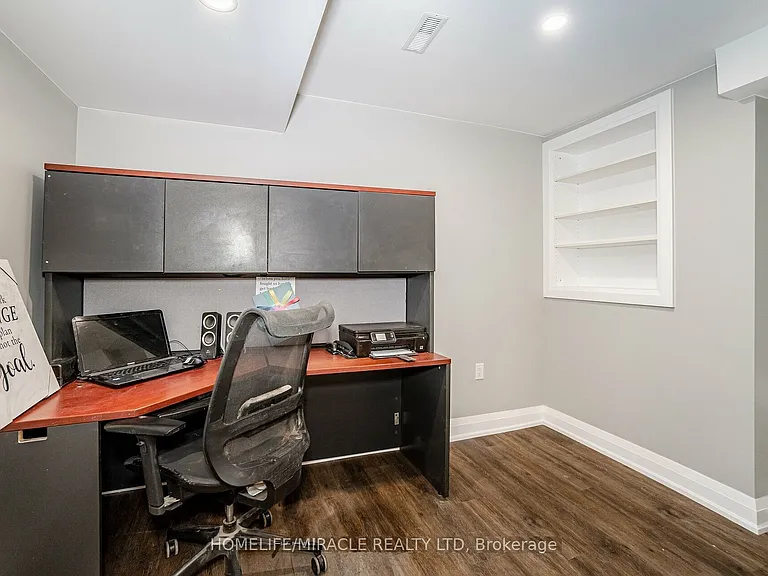 18 Prouse Dr — Photo 12