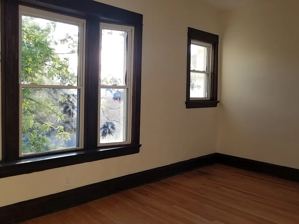 Liv-Flex Bedroom