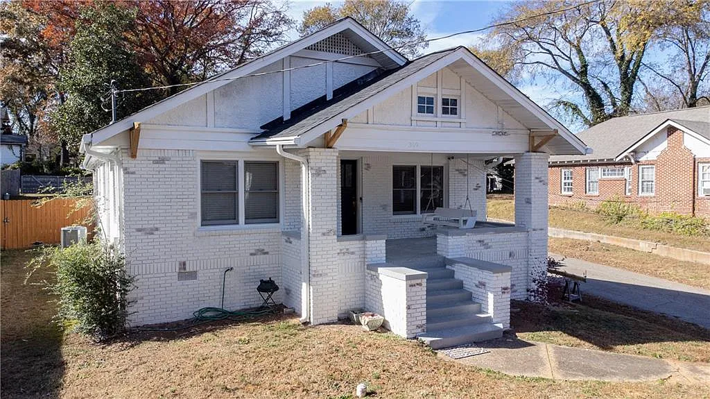 3 bed, 2.0 bath, 1548 sqft, $2,200 — Photo 1