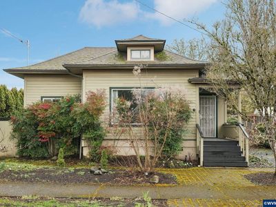 1051 SW Ellis St, Dallas, OR, 97338