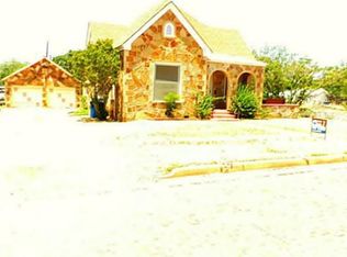 608 W 3rd St, Cisco, TX 76437