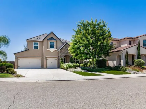 2674 Prescott Ave, Clovis, CA 93619
