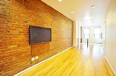 451 West 46th Street, #3B