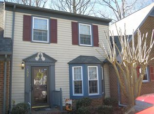 132 Kenilworth Dr, Newport News, VA 23606