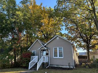 506 Grover St, Warrensburg, MO 64093