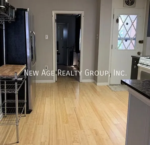 3225 Mount Vernon St #1 — Photo 4