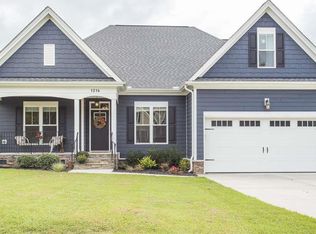 1216 River Chase Dr, Raleigh, NC 27610