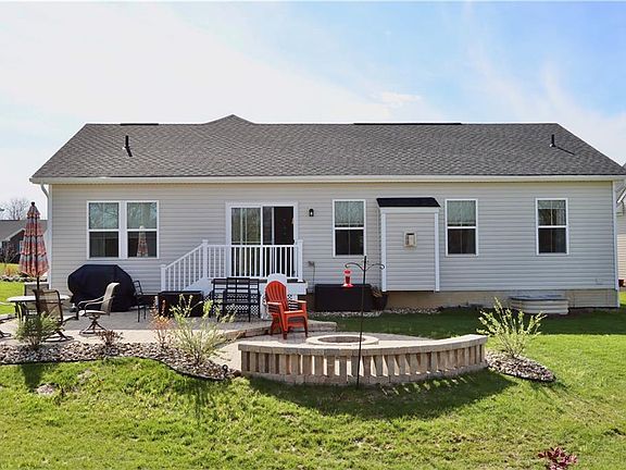 2nd image of 6751 Maplebrooke Trce