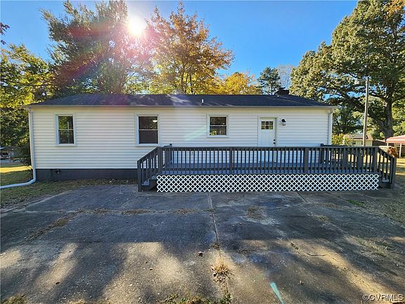 5th image of 4108 Henshaw Dr