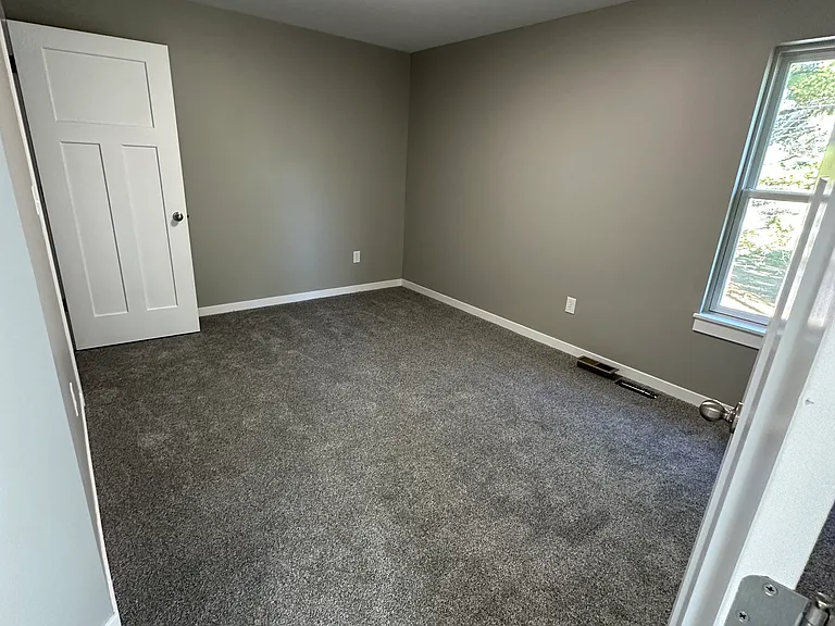 8269 E Main St — Photo 11