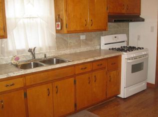 835 N Rensselaer St, Griffith, IN 46319