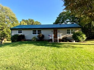 145 Pleasant Hill Rd, Hookstown, PA 15050
