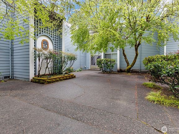 3rd image of 7425 Ruby Drive SW #C6