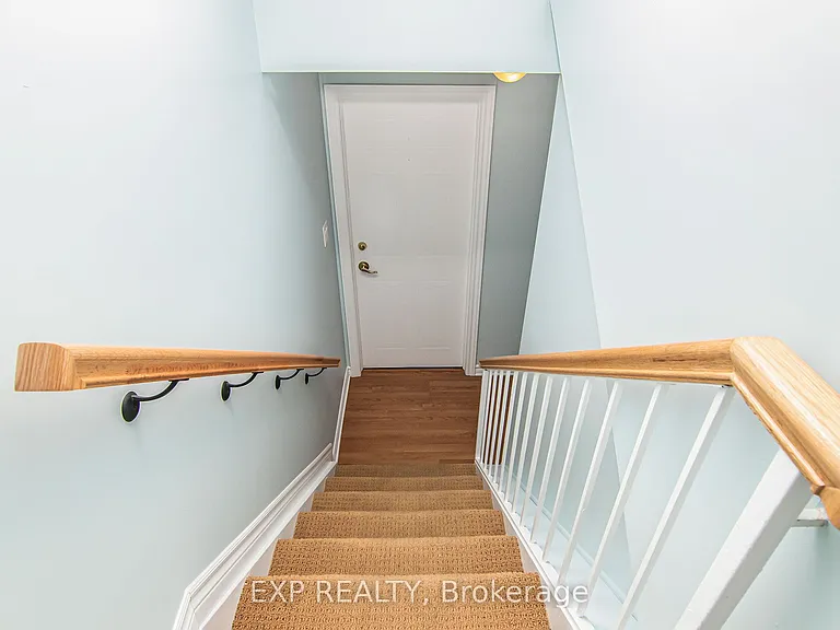 640 Morin St #B — Photo 3