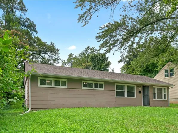 4815 E 43rd St, Kansas City, MO 64130