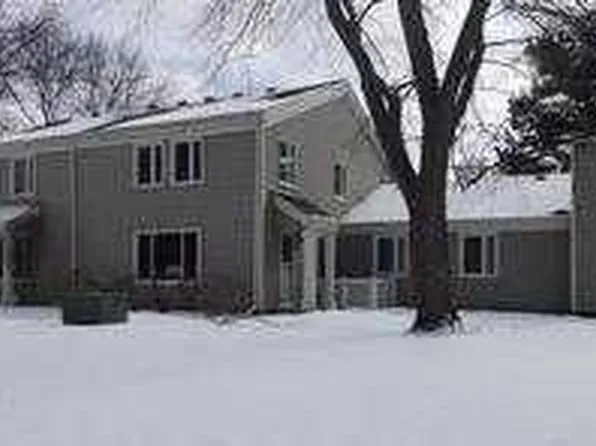 7302 Landau Dr, Bloomington, MN 55438