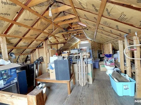 451 Wilfred Terrace image 19 of 21