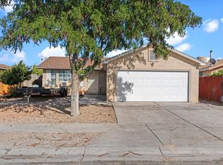 416 Saint James Pl SW, Albuquerque, NM 87121