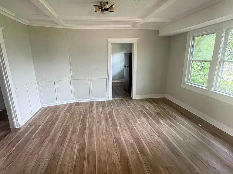 6814 Bellefontaine Ave — Photo 9