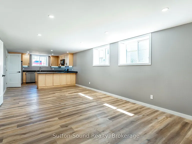 486 Dawson St #LOWER — Photo 8