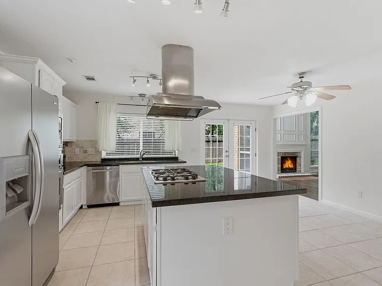 59 Fire Flicker Pl — Photo 5