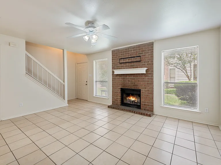 1904 Dartmouth St #S4 — Photo 4