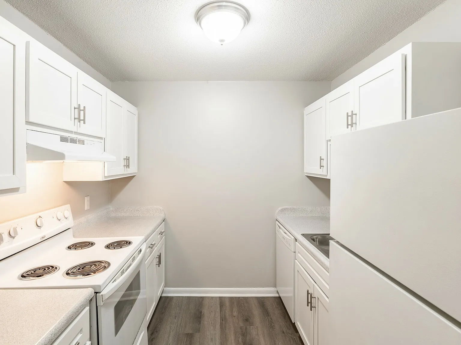 Sandlin Villas Apartments — Photo 2