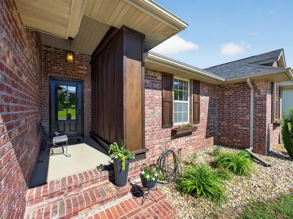 2309 S 12th Street, Ozark, MO 65721